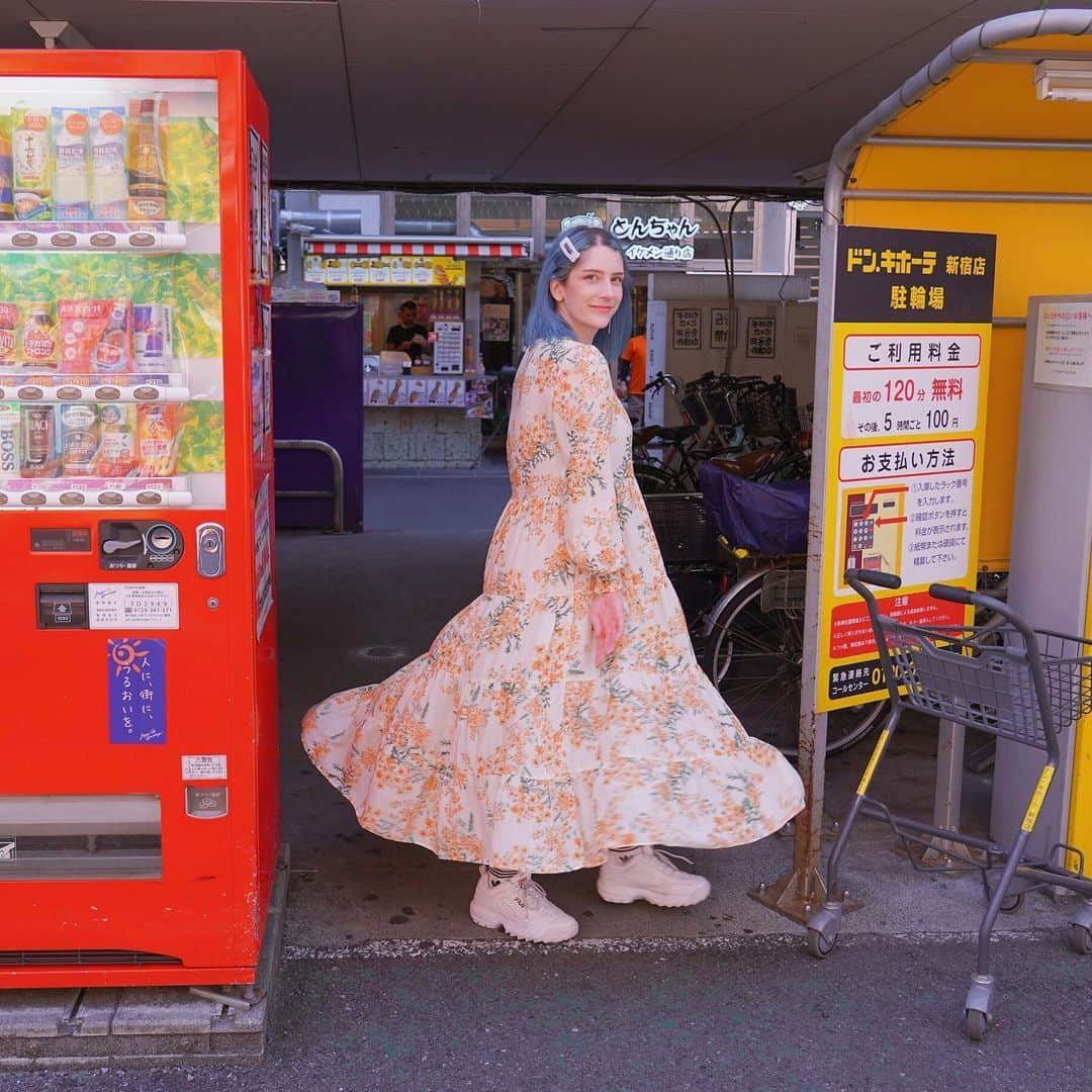 mimeiのインスタグラム：「happy birthday to me! 🥳」