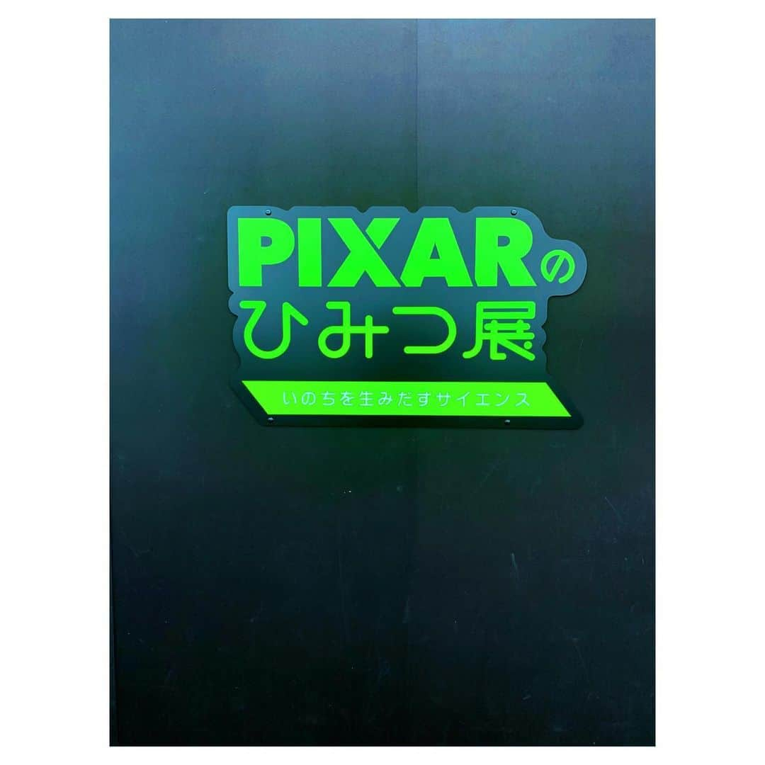 小林由佳さんのインスタグラム写真 - (小林由佳Instagram)「〜The Science Behing PIXER〜  by DISNEY  in TOKYO🗼  ずーっと行きたかった 『PIXERのひみつ展』に行ってきました🐭🌼  ぜんぶ可愛くて 360°ピクサーに囲まれて ハッピーなお出かけDayでした♡¨̮ もう1回行きたいくらい!🙌🏻  ディズニー好き、ピクサー好きにはおすすめです🙂  #PIXERのひみつ展 #disney #六本木」6月17日 22時19分 - yuca_tan