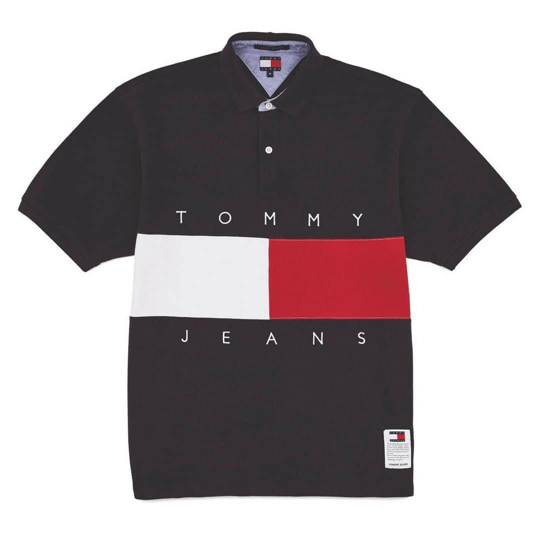 HYPEBEASTさんのインスタグラム写真 - (HYPEBEASTInstagram)「@hypebeaststyle: @tommyhilfiger has reached into its archives to relaunch their classic pieces from the ‘90s.  The collection includes denim jackets, overalls, color-blocked reversible windbreakers and striped rugby polos, which are branded with the iconic flag logo. The collection is now available at Tommy Hilfiger’s Omotesando store and other select locations. Photo: Tommy Hilfiger」6月17日 17時03分 - hypebeast