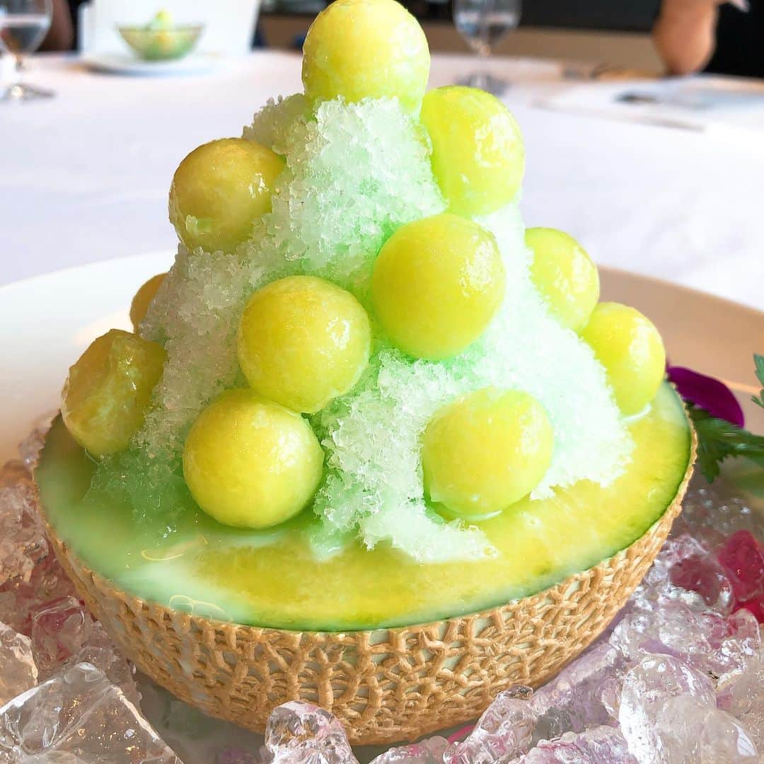 里井真由美のグルメインスタ