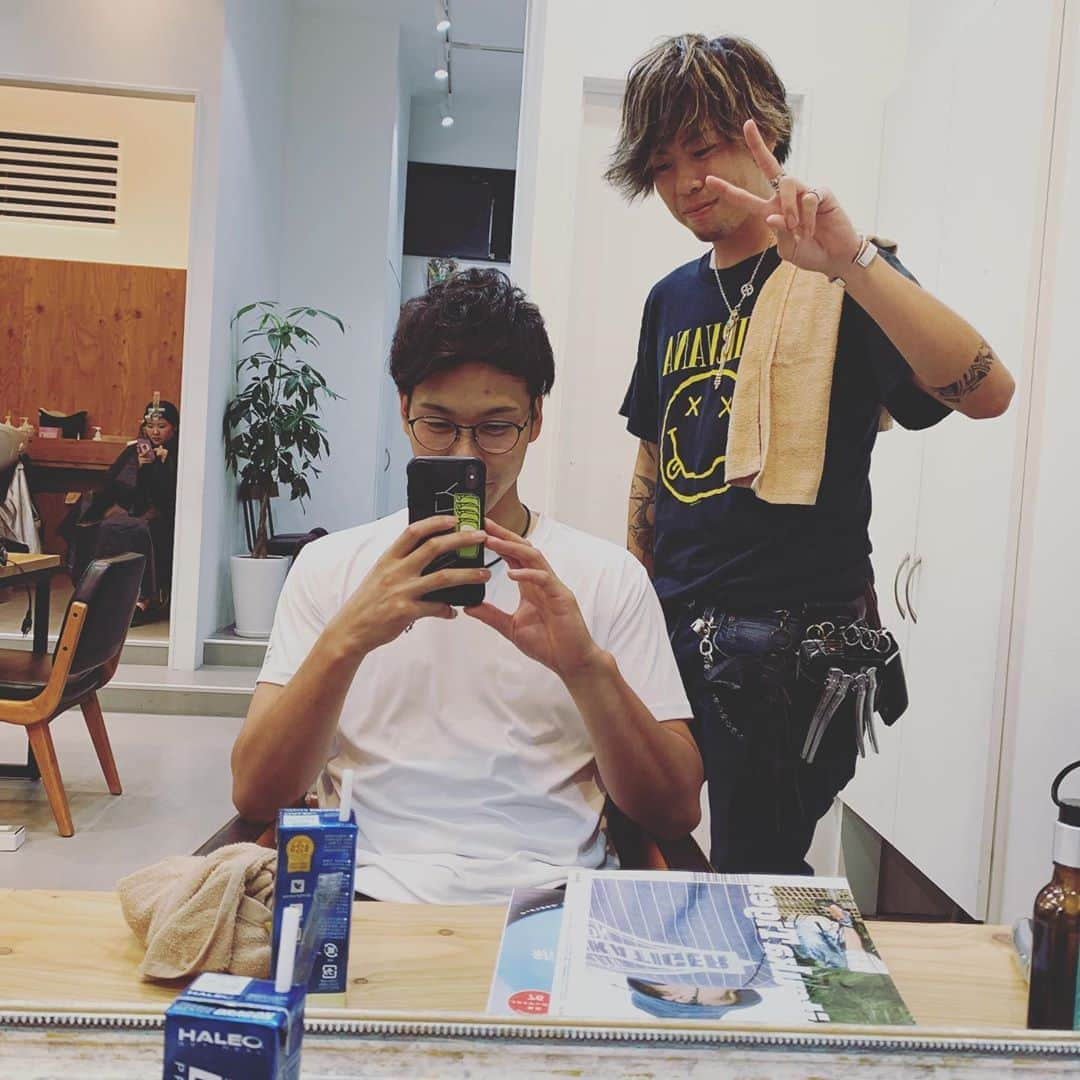 武田翔太さんのインスタグラム写真 - (武田翔太Instagram)「久々に美容室行った🥺 元気そうで👍👍 #navile」6月17日 18時56分 - shotatakeda18