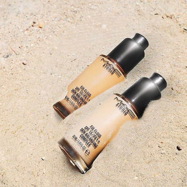 M•A•C Cosmetics Franceさんのインスタグラム写真 - (M•A•C Cosmetics FranceInstagram)「M·A·C - STUDIO FIX 🏖️ Vous prenez vos produits M·A·C avec vous cet été ? Partagez-nous vos photos en taguant #macfrancesummer ! 🏝️ Nous publierons chaque semaine vos photos sur notre page Instagram 😉 On attend vos photos ! Crédit photo : @maccosmeticshk #maccosmetics #maccosmeticsfrance #macstudiofix #studiofix」6月17日 19時00分 - maccosmeticsfrance