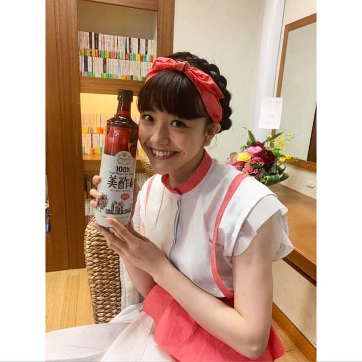 松井愛莉さんのインスタグラム写真 - (松井愛莉Instagram)「美酢のCMが本日より公開です ゆるーく踊ってます  歌がくせになるね～ #のんでミチョ #美酢 #ミチョ #ビューティービネガー」6月17日 19時13分 - airi1226_official