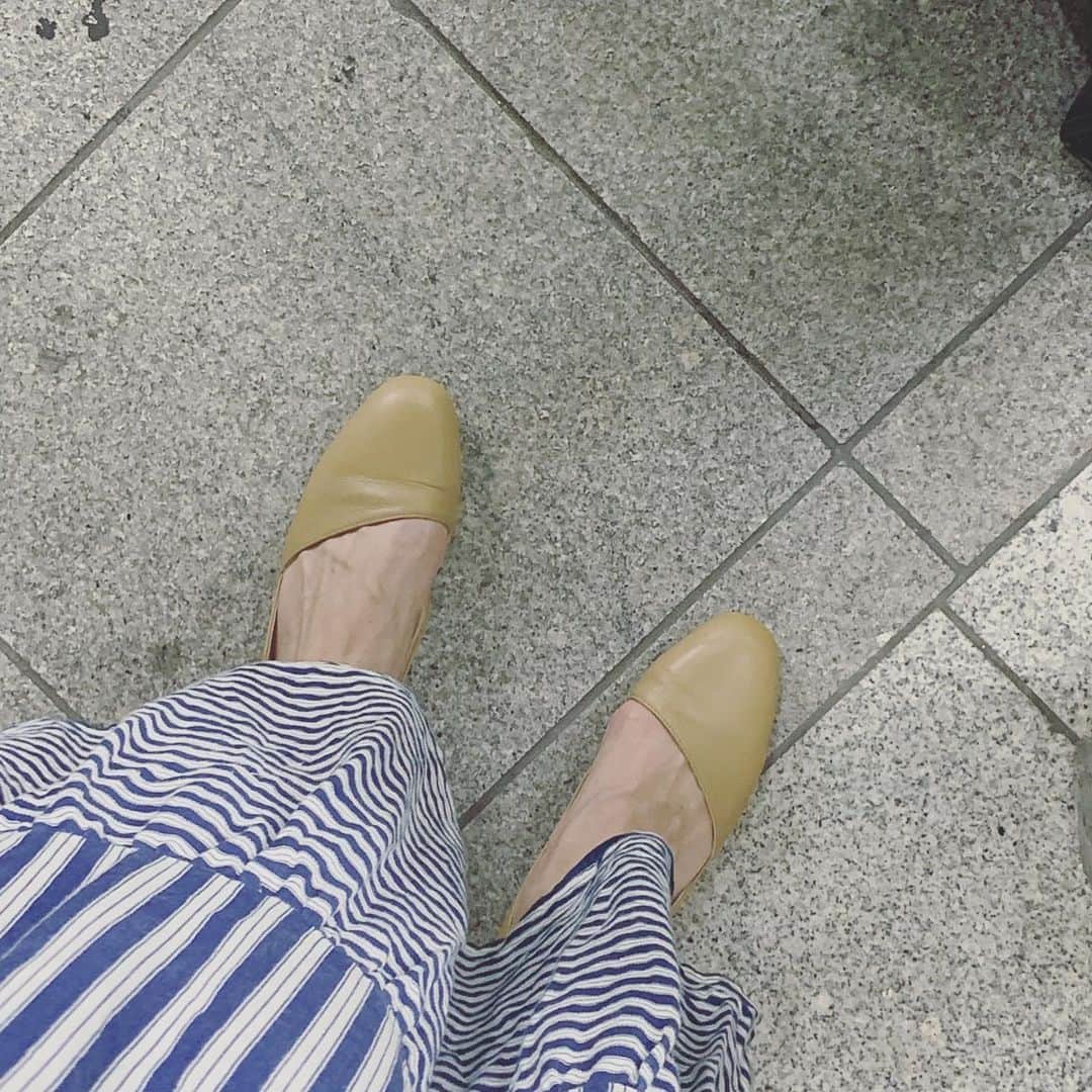 真崎かれんさんのインスタグラム写真 - (真崎かれんInstagram)「最近のおNEWな靴。  #足の血管」6月17日 19時18分 - karen_masaki