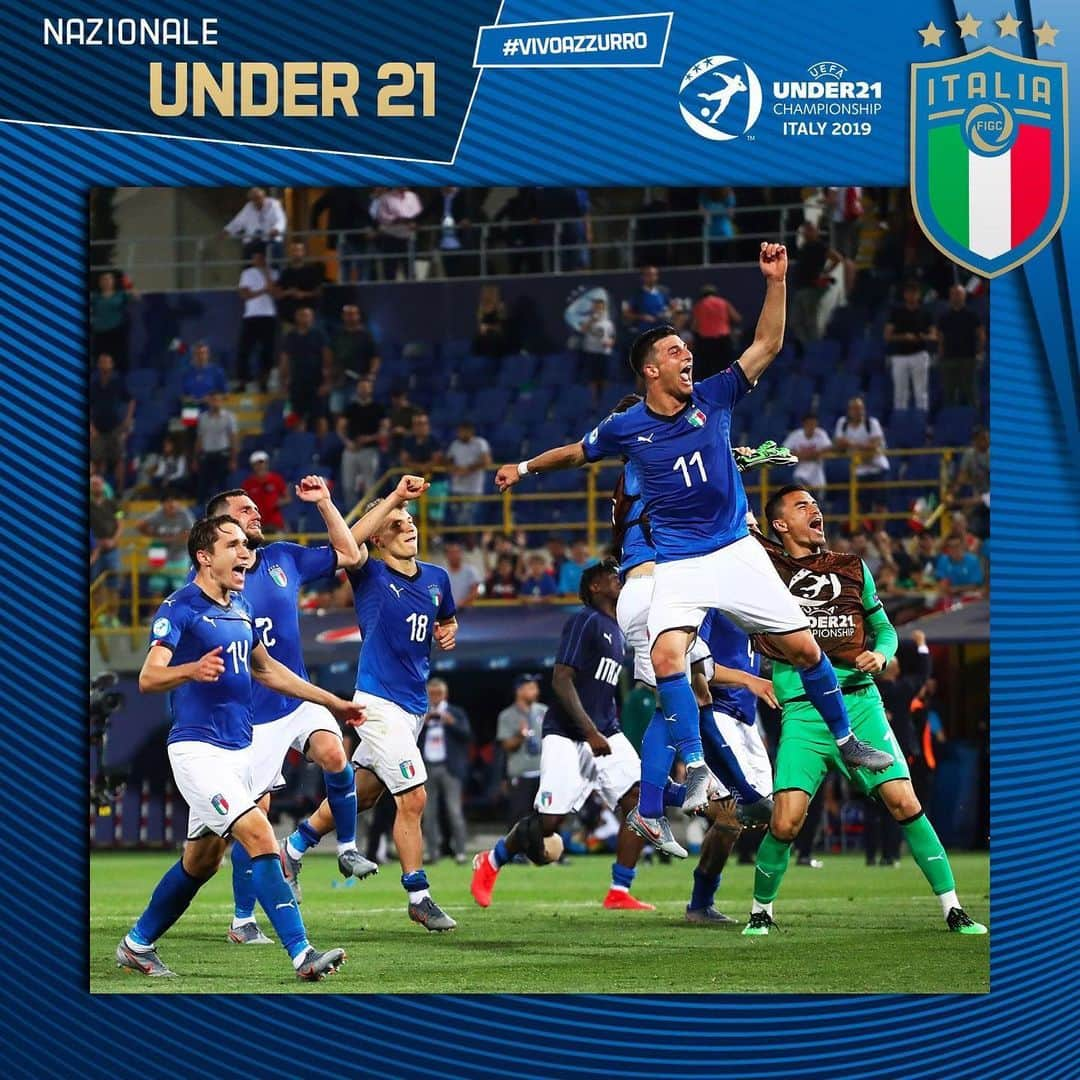 サッカーイタリア代表さんのインスタグラム写真 - (サッカーイタリア代表Instagram)「👏🏻 Grazie #Bologna per l'affetto di ieri sera!!! #U21Euro 🇪🇺 #Azzurrini 💙 #Under21 🇮🇹 #WeAreYourope」6月17日 19時25分 - azzurri