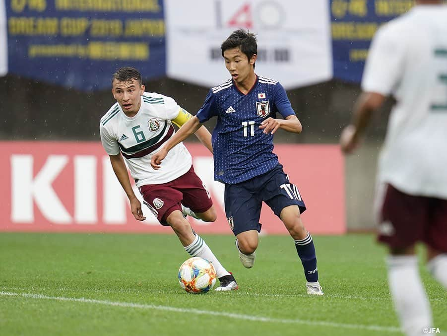 日本サッカー協会さんのインスタグラム写真 - (日本サッカー協会Instagram)「📸Match Photos② ・﻿ U-16日本代表は6月17日(日)、U-16インターナショナルドリームカップ2019 JAPAN presented by 朝日新聞の第3戦で優勝を懸け、U-16メキシコ代表と対戦しました。 ﻿ ・﻿ 前半、4-0と相手を圧倒しますが、後半はメキシコに攻め込まれる場面が続きます。しかしながら松木選手、諏訪間選手の両センターバックを中心に相手の攻撃を防ぎ、追加点を含む5-0で終了し、大会を優勝で締めくくりました。﻿ ・﻿ 🏆U-16インターナショナルドリームカップ2019 JAPAN presented by 朝日新聞﻿ 🆚U-16メキシコ代表🇲🇽﻿ 📍ユアテックスタジアム仙台﻿ 🎫入場無料！﻿ 📺スカパー！　/　JFATV﻿ ・﻿ GK 12 #高橋一平 →78' GK 1 #田中春希﻿ DF 2 #諏訪間幸成	﻿ DF 3 #松木玖生	﻿ DF 13 #森田翔 →65' MF 8 #三木仁太 ﻿ DF 17 #工藤孝太 →78' MF 6 #東廉 ﻿ MF 7 #豊田晃大 ﻿ MF 14 #山根陸 (Cap.) MF 15 #中村仁郎	→65'  FW 11 #原直生 ﻿ MF 16 #山崎太新 →57' DF 5 #大迫蒼人　﻿ FW 9 #勝島新之助 →57' FW 10 #千葉寛汰 ﻿ FW 18 #河野孝汰 ﻿ ・﻿ #daihyo #jfa」6月17日 19時40分 - japanfootballassociation