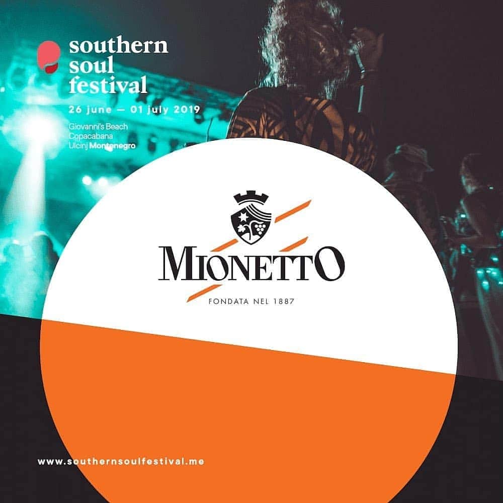 Mionetto Prosecco Montenegroさんのインスタグラム写真 - (Mionetto Prosecco MontenegroInstagram)「I ove godine se družimo na Southern Soul festivalu. Pro-sea, pro-sun, pro-music, Prosecco. 😍 #Repost from @southernsoulfestival ••• Prosecco is a perfect summer drink, and Mionetto Prosecco is again at #SouthernSoulFestival for your cool, refreshing days on the beach.  #mionettoprosecco #montenegro #mionettoME #lifestyle #mionetto #mymionetto #madeinitaly #prosecco #proseccotime #italy #sparklingwine #wine」6月17日 19時37分 - mionettome