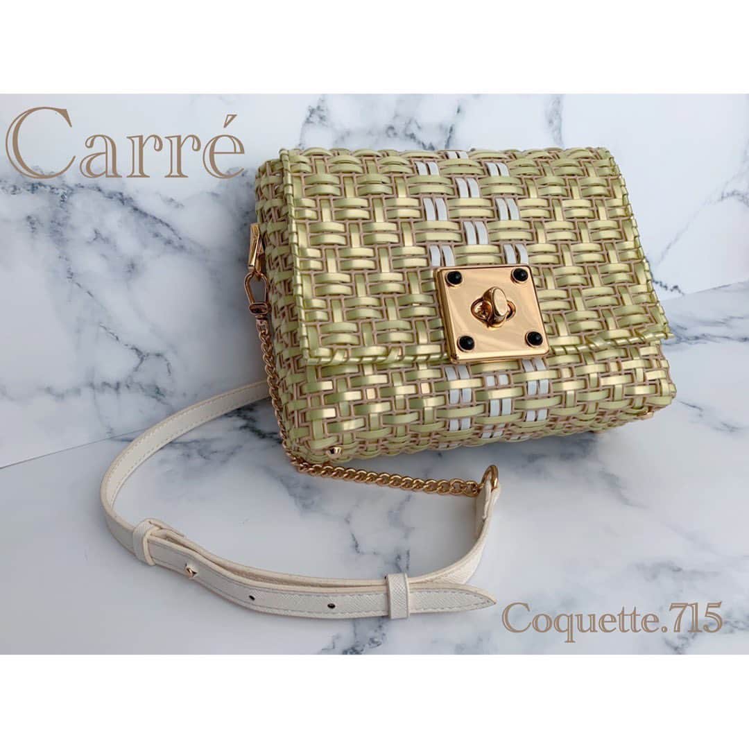 伊藤弘美さんのインスタグラム写真 - (伊藤弘美Instagram)「☺︎﻿ ﻿ wire bijou coquette.715®︎の新作「Carré」﻿ ﻿ ハワイアンコードの﻿ パールライムを使ってみました🍋🍏🍋﻿ ﻿ 荷物もたっぷり入って大活躍の予感！👒✨﻿ ﻿ ショルダーストラップは﻿ レザー＋チェーンのものを使用しました🎶﻿ ﻿ ﻿ #wirebijoucoquette715 #coquette715﻿ #coquette715認定講師 #bag #handmade﻿  #carre #carré カレ#ラメルヘンテープ #マットホワイト﻿ #ハワイアンコード #パールライム﻿ #オリジナル金具 ﻿ #bijou #bijoubag ﻿#coquette715のきろく」6月17日 19時43分 - hiromi_ito831