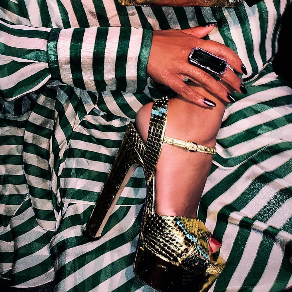 ブライアンアトウッドさんのインスタグラム写真 - (ブライアンアトウッドInstagram)「Green is the color for prosperity 🍃 My girl @lynn_ban wearing her custom snakeskin MADISON Platforms. 💚💚💚💚 #highheels #heels #platforms #sickshoes #fashion #madeinitaly #nyc #green #prosperity #manifest #bagirl #skyhigh #brianatwood」6月17日 20時26分 - brian_atwood