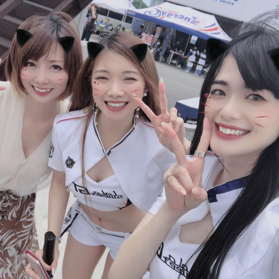 岩田亜矢那さんのインスタグラム写真 - (岩田亜矢那Instagram)「2019 TOYOPET SL KART MEETING Round.4 & DUNLOP NEXT CUP KOBE Round.2  LaLasweetから、 武田 愛美ちゃん 新人のMahoちゃんがレースクイーンで 出演させて頂きました！  天候ももって レース日和でした^_^  #神戸スポーツサーキット #lalasweet」6月17日 20時29分 - ayana1113