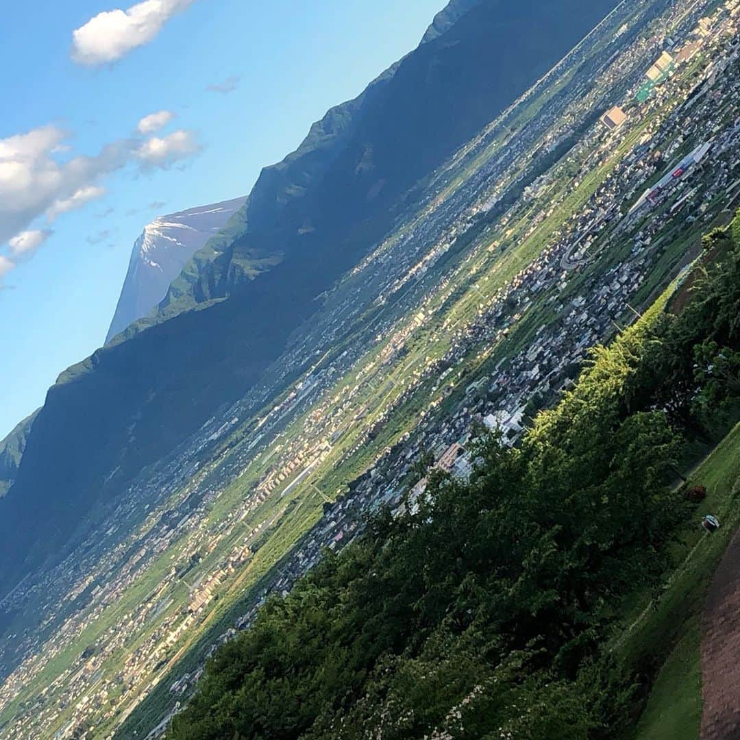 堀井亜生のグルメインスタ