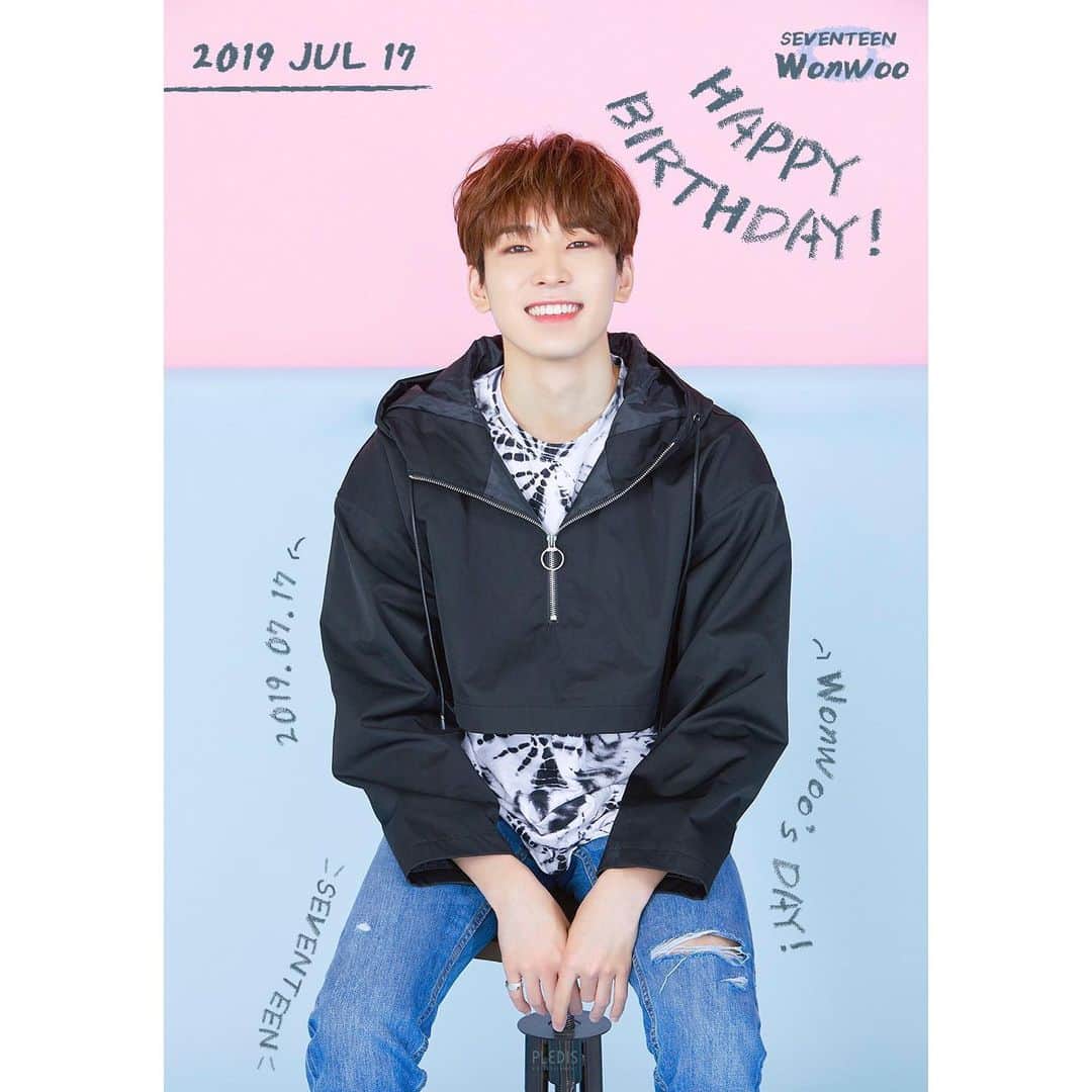 SEVENTEENさんのインスタグラム写真 - (SEVENTEENInstagram)「😼20190717 Happy Wonwoo's Day😼  #Happy_Wonwoo_Day 🎂  #원우 #Wonwoo #SEVENTEEN #세븐틴」7月17日 0時00分 - saythename_17