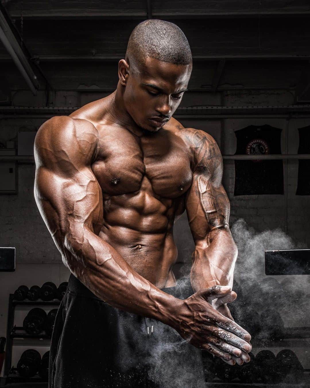 Simeon Pandaさんのインスタグラム写真 - (Simeon PandaInstagram)「This you can control, take it in your own hands. 🙌🏾 I want to help you train! Visit my YouTube Channel: YouTube.com/simeonpanda for FREE diet tips and training routines, or download programs at SIMEONPANDA.COM⁣⁣」7月17日 0時00分 - simeonpanda