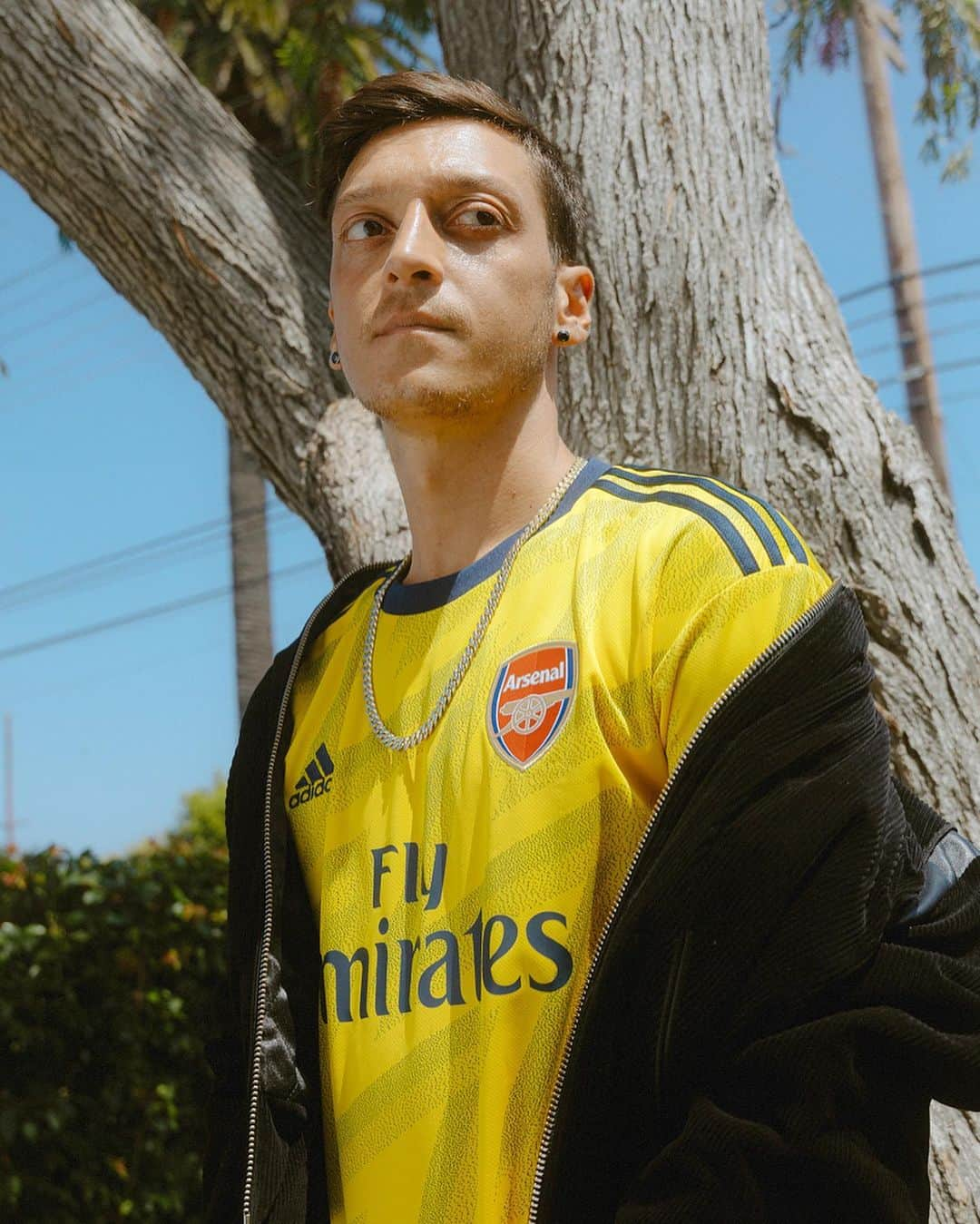 adidas Footballさんのインスタグラム写真 - (adidas FootballInstagram)「On tour. @arsenal's new 2019/20 Away kit lands in LA, tap to shop. #DareToCreate . #Football #Soccer #adidasFootball」7月17日 0時08分 - adidasfootball