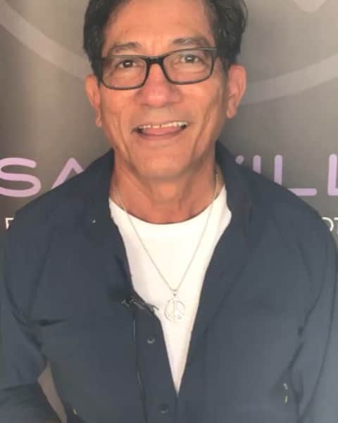 Sam Villaのインスタグラム