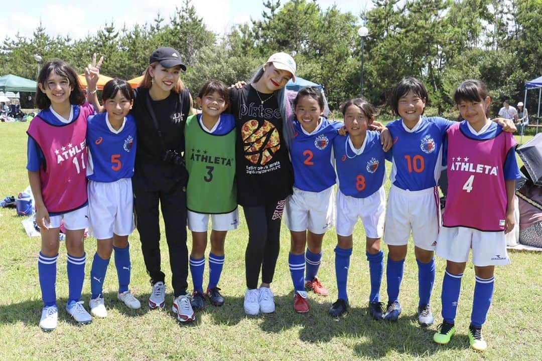 武部柚那さんのインスタグラム写真 - (武部柚那Instagram)「昨日は @exilecup 関西大会1 in京都 に参加させて頂きました😊✨🔥 関西の子供達はすんごく元気で、聞こえてくる関西弁が心地よかったです笑 天気も心配でしたが晴天となり、子供達の元気なプレーが観れて感無量でした🥺🥺スポーツって素晴らしい!!!!!! #初めて賞状読んだ #とてつもなく緊張した #EXILECUP #京都」7月16日 16時15分 - yuzuna__takebe__official