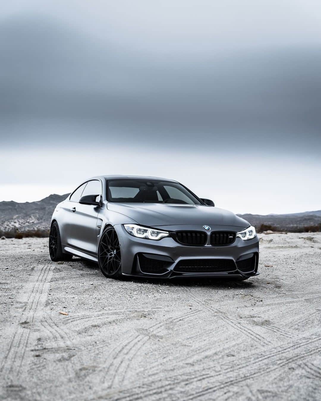 BMWのインスタグラム：「Easy to navigate to any destination. The BMW M4 Coupé. #TheM4 #BMW #M4 #BMWM #BMWrepost  @stealthm4 @_faustography_ __ BMW M4 Coupé: Fuel consumption in l/100 km (combined): 10.0 - 9.9 (9.3). CO2 emissions in g/km (combined): 227 - 225 (213 - 211). The figures in brackets refer to the vehicle with seven-speed M double-clutch transmission with Drivelogic. The values of fuel consumptions, CO2 emissions and energy consumptions shown were determined according to the European Regulation (EC) 715/2007 in the version applicable at the time of type approval. The figures refer to a vehicle with basic configuration in Germany and the range shown considers optional equipment and the different size of wheels and tires available on the selected model. The values of the vehicles are already based on the new WLTP regulation and are translated back into NEDC-equivalent values in order to ensure the comparison between the vehicles. [With respect to these vehicles, for vehicle related taxes or other duties based (at least inter alia) on CO2-emissions the CO2 values may differ to the values stated here.] The CO2 efficiency specifications are determined according to Directive 1999/94/EC and the European Regulation in its current version applicable. The values shown are based on the fuel consumption, CO2 values and energy consumptions according to the NEDC cycle for the classification. For further information about the official fuel consumption and the specific CO2 emission of new passenger cars can be taken out of the „handbook of fuel consumption, the CO2 emission and power consumption of new passenger cars“, which is available at all selling points and at https://www.dat.de/angebote/verlagsprodukte/leitfaden-kraftstoffverbrauch.html.」
