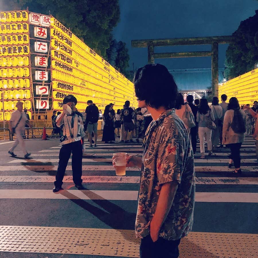 加藤 聖也さんのインスタグラム写真 - (加藤 聖也Instagram)「. 昨日の夜 仕事終えたあと、みたままつへ☺︎ #みたままつり #靖国神社 #なんだかんだ毎年行ってる」7月16日 17時36分 - se1ya_kato