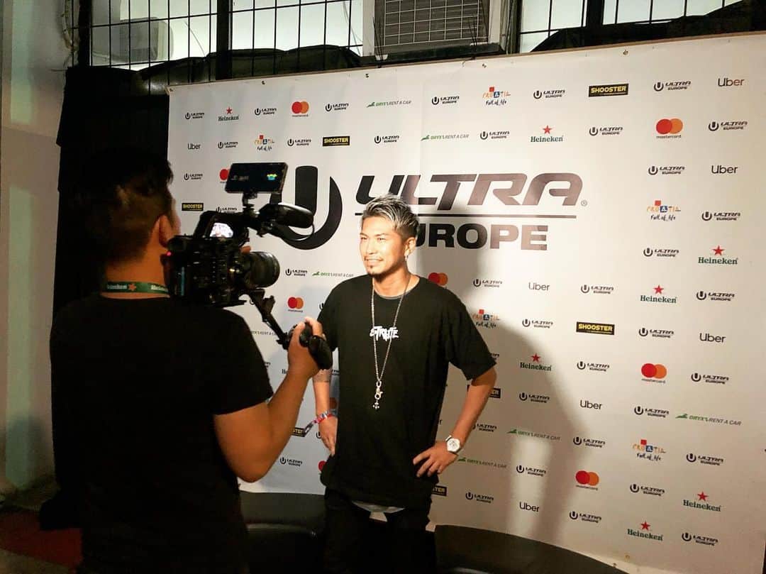 DJ ACEさんのインスタグラム写真 - (DJ ACEInstagram)「🎤﻿ Thank you @ultraeurope and all my ultra family😉﻿ ﻿ #ultraeurope﻿ #ultraeurope2019﻿ #GreatMeetYouGuys﻿ #LifeIsEncounter #またたくさんの同志が増えた #ACE1﻿ @ace1djace」7月16日 17時31分 - ace1djace