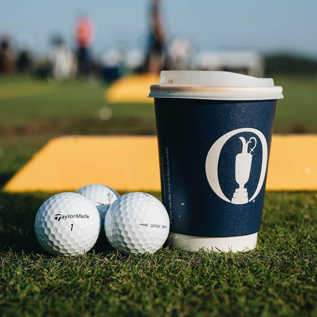 テーラーメイド ゴルフさんのインスタグラム写真 - (テーラーメイド ゴルフInstagram)「Good morning from the range at Royal Portrush. Practice day 3 of 4 coming up. #TP5 #TheOpen」7月16日 17時44分 - taylormadegolf