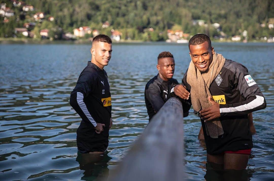 ボルシア・メンヒェングラートバッハさんのインスタグラム写真 - (ボルシア・メンヒェングラートバッハInstagram)「🏊‍♂️🏊‍♂️🏊‍♂️」7月16日 17時46分 - borussia