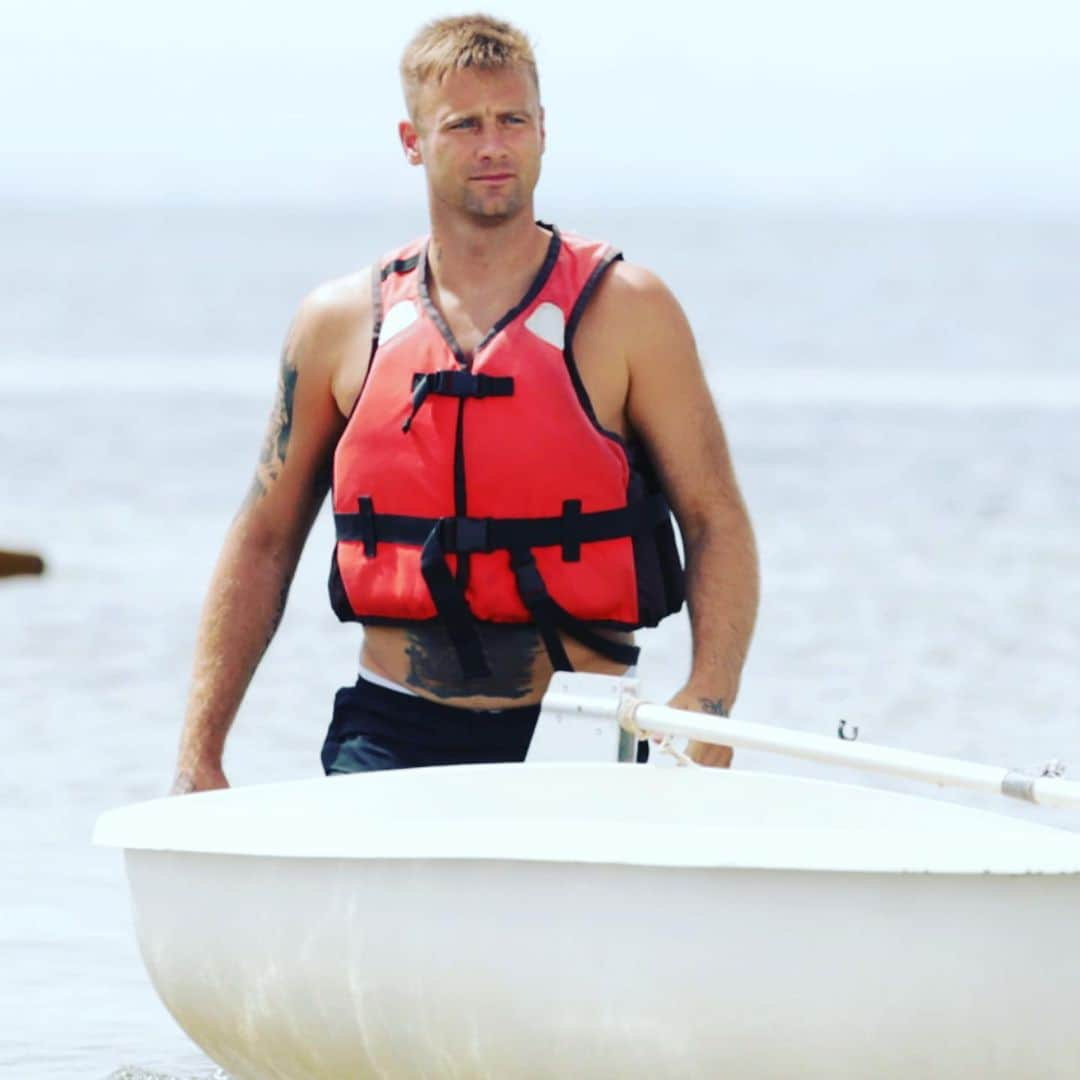 アルトゥール・ボルツさんのインスタグラム写真 - (アルトゥール・ボルツInstagram)「Good morning... Sometimes you learn, sometimes you just don’t 🤷🏼‍♂️😂... #sailing #lamanga #preseason #boruc」7月16日 18時37分 - arturboruc