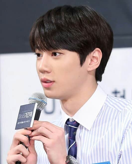 ジュンさんのインスタグラム写真 - (ジュンInstagram)「•190616 | OCN New Drama "Class of Lies" Press Conference . D-1 You're so adorable baby😍 . ×Follow @JunUKISS for more . | #jun #junyoung #leejunyoung #kevin #kevinwoo #kiseop #elikim  #shinsoohyun #hoon #ukiss #unb #iraniankissme #Kpop #kpopboys #maknae #Kdrama #준 #이준영 #유키스 #유앤비 | @ukiss_jun97」7月16日 18時36分 - junukiss