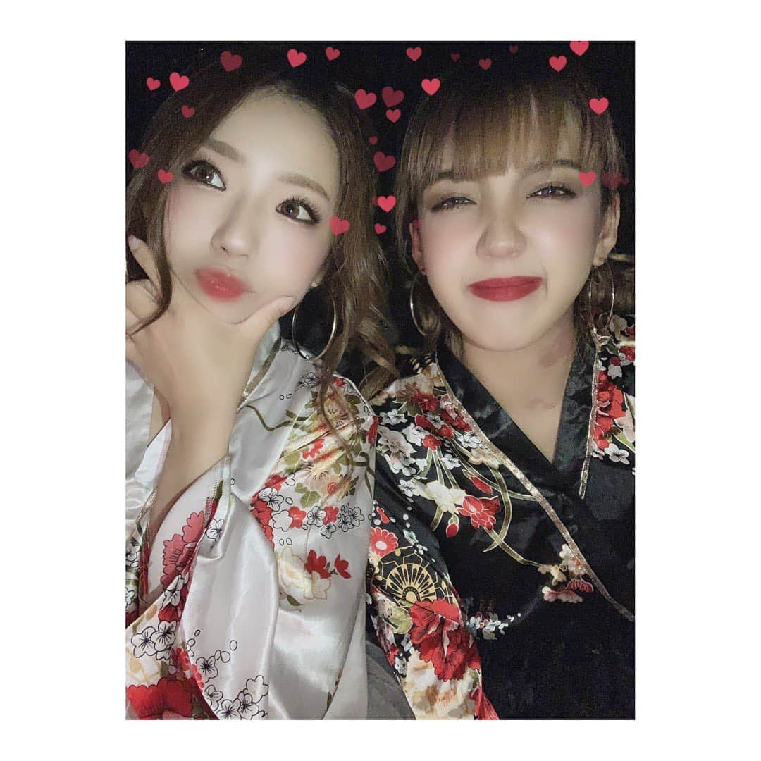 Okayuさんのインスタグラム写真 - (OkayuInstagram)「こんばんは！！🌙*.｡★*ﾟ 本日は @club_ammona にて出演ﾃﾞｽ . ペアは大好きな @aica_thd #あい粥 コンビです👆🥣 . 後半の遅い時間からおります💕 是非見に来て下さい( ˙꒳​˙ )ｷﾘｯ . #tryharddancers #okayu #童顔 #おかゆポーズ #丘崎優佳 #gogodancer #clubdancer #followme #パリピ #dancer #club #トライハードダンサーズ #トライハード #セクシー #水着 #ゴーゴーダンサー  #nightclub  #happy #トラ活 #osaka2nite #l4l #instalove #instagood #instalike #f4f #love #アンモナ」7月16日 19時01分 - okayu_yo