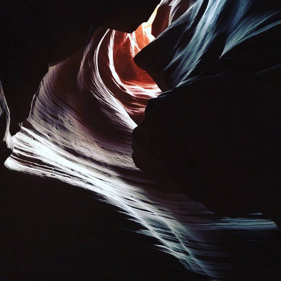 緑友利恵さんのインスタグラム写真 - (緑友利恵Instagram)「#antelopecanyon #アンテロープキャニオン #アメリカ #国立公園」7月16日 19時20分 - yurie_0416