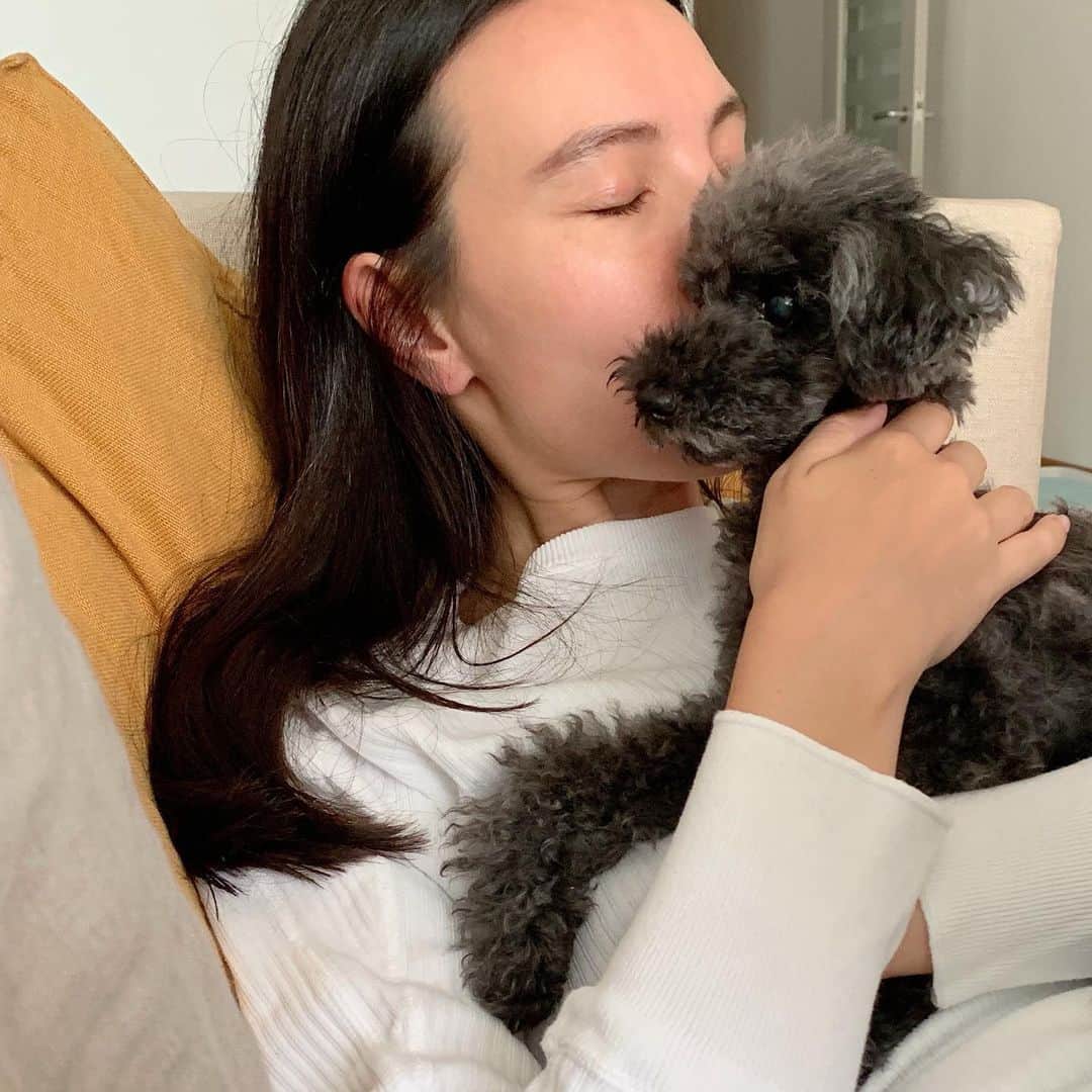のインスタグラム：「13歳のお誕生日🎂おめでとう。 いつもあなたに メロメロなママです😍  #愛おしい #かけがえのない存在 #ゆっぱッピー #tokyolife」