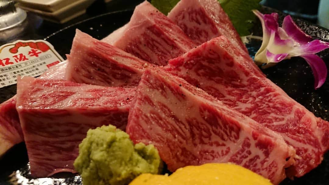 大沢文也さんのインスタグラム写真 - (大沢文也Instagram)「うまかったー！田邊さんご馳走さまでした！😋😋 #焼き肉 #焼肉 #やきにく #ヤキニク #yakiniku #上カルビ#上タン #上ロース #上ハラミ #赤身肉 #シャトーブリアン #小岩 #駅近 #肉しか信じない #肉好きな人と繋がりたい #肉食系男子 #肉命 #beef」7月16日 19時37分 - fumifumi_k1