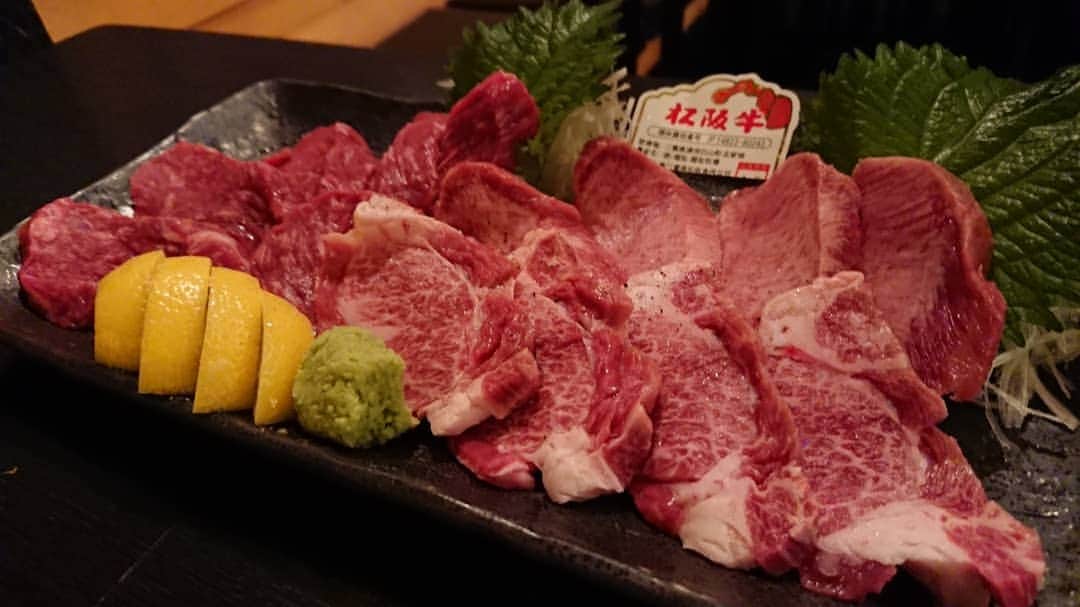 大沢文也さんのインスタグラム写真 - (大沢文也Instagram)「うまかったー！田邊さんご馳走さまでした！😋😋 #焼き肉 #焼肉 #やきにく #ヤキニク #yakiniku #上カルビ#上タン #上ロース #上ハラミ #赤身肉 #シャトーブリアン #小岩 #駅近 #肉しか信じない #肉好きな人と繋がりたい #肉食系男子 #肉命 #beef」7月16日 19時37分 - fumifumi_k1