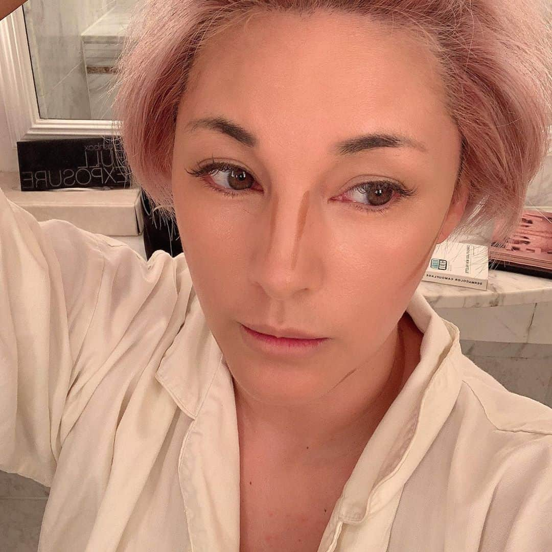 梅宮アンナさんのインスタグラム写真 - (梅宮アンナInstagram)「パート2💄  #makeup」7月16日 19時41分 - annaumemiya