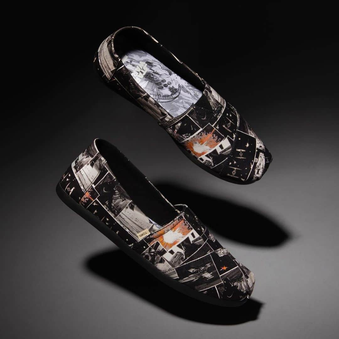 トムズシューズのインスタグラム：「Our Classic canvas Alpargatas featuring a custom, storyboard-inspired Death Star print from the original trilogy film, STAR WARS: A New Hope. #StarWarsxTOMS #StarWars」