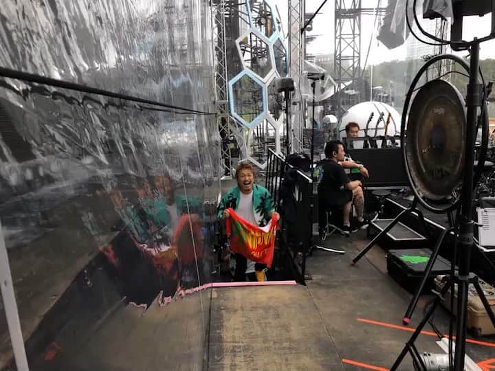 WANIMAのインスタグラム：「2019.7.15(mon)﻿ ﻿ Good Job!! Release party!!﻿ ﻿ カオス編﻿ ﻿ WANIMA x S2O﻿ ﻿ #WANIMA﻿ #グッジョブ﻿ #S2O」