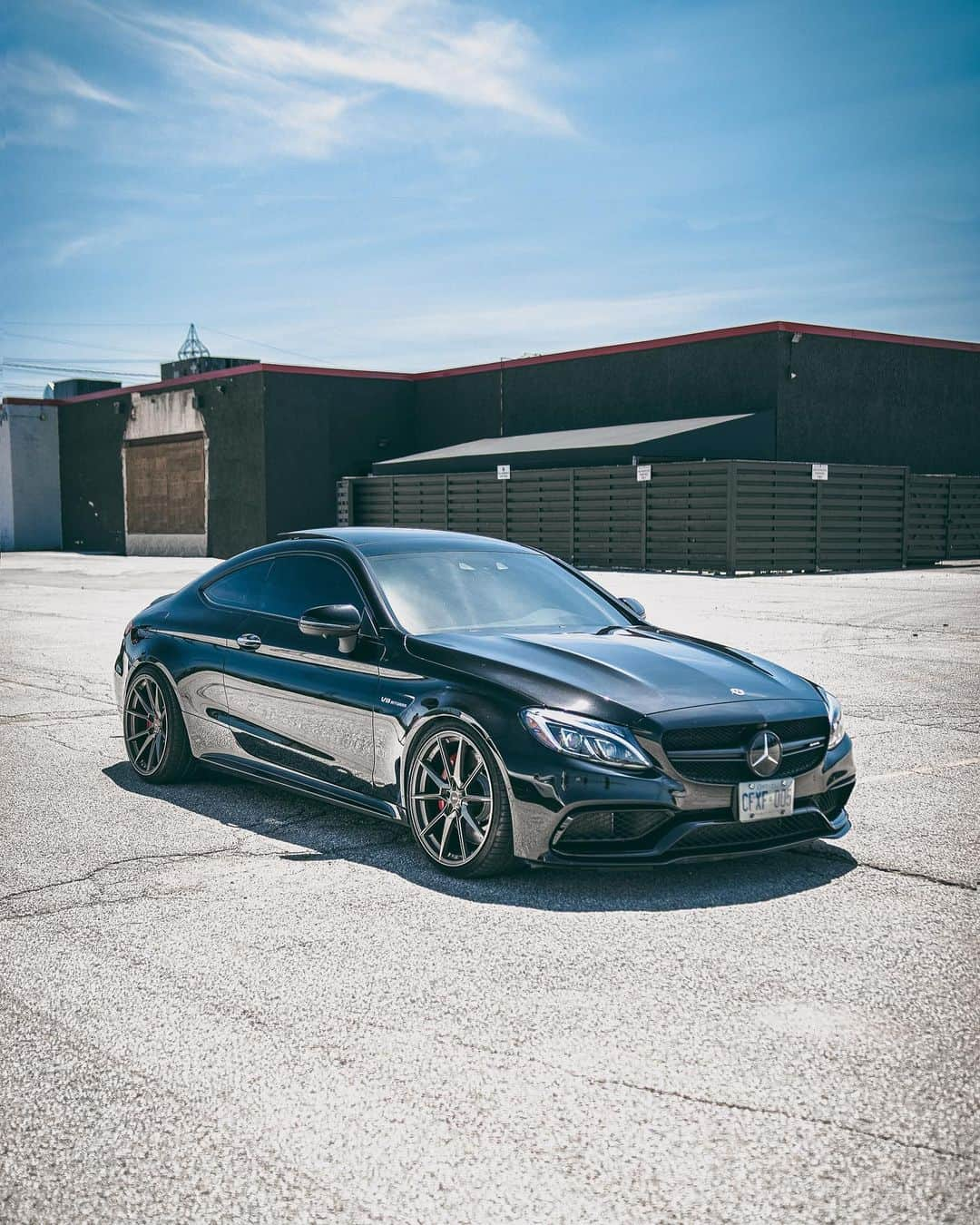 CarsWithoutLimitsさんのインスタグラム写真 - (CarsWithoutLimitsInstagram)「700HP C63s AMG  Owner @dghionoiu  Photo @maxparkesphoto  #carswithoutlimits #toronto #c63samg  #amg #c63  @northfacerally」7月16日 20時25分 - carswithoutlimits