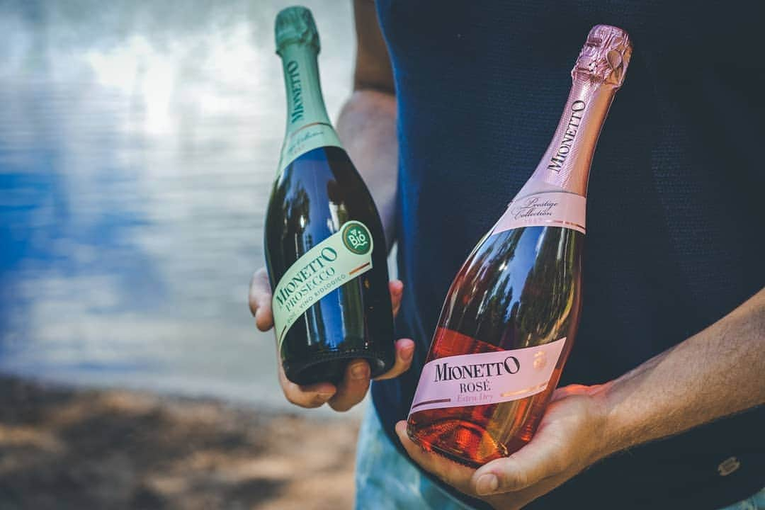 Mionetto Prosecco Suomiさんのインスタグラム写真 - (Mionetto Prosecco SuomiInstagram)「Makupareja proseccoille 🥂 lue lisää Beach House Kitchen -blogista. Linkki löytyy @mionetto_fi profiilista ✨ Kuva: @beachhousekitchen」7月16日 20時32分 - mionettoproseccofinland