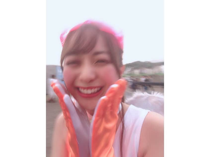 農海姫夏さんのインスタグラム写真 - (農海姫夏Instagram)「待機してる時にメイクさんが撮ってくれた📸 メイクさんも動きながら撮るし私も撮られながら喋るしでほぼブレブレ🤣そのメイクさんいると毎回楽しいんだ〜 ・ ・ #ヤンマガ #MFゴースト #MFGエンジェルス #週刊ヤングマガジン  #S2OJAPAN2019 #S2OJAPAN #S2O#農海姫夏」7月16日 20時35分 - hina_noumi