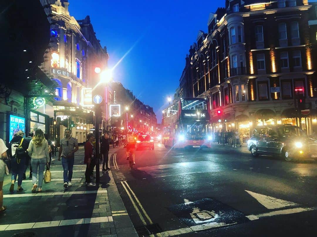 竹澤汀さんのインスタグラム写真 - (竹澤汀Instagram)「きらっきらのロンドン。」7月16日 20時41分 - migiwaaaaaaaaaa