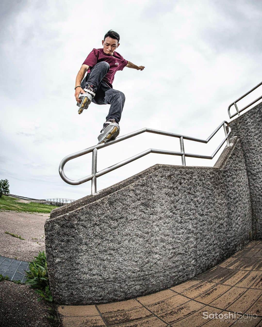 安床武士のインスタグラム：「Disaster Backslide another shot⚡️ 📷 : @satoshi_saijo_photography . @goodskates_inc  @usdskates  @canamonroad_japan  @lzbn_official  @papasu1048  #usdskates #usdaeon #aeon72 #goodskates #papasu #senaramp #deeport #virusjapan #inlineskate #rollerblading #keeprolling #インラインスケート #ローラーブレード #takeshiyasutoko #安床武士 #rollinrock #RIR #ローリンロック #toyama」