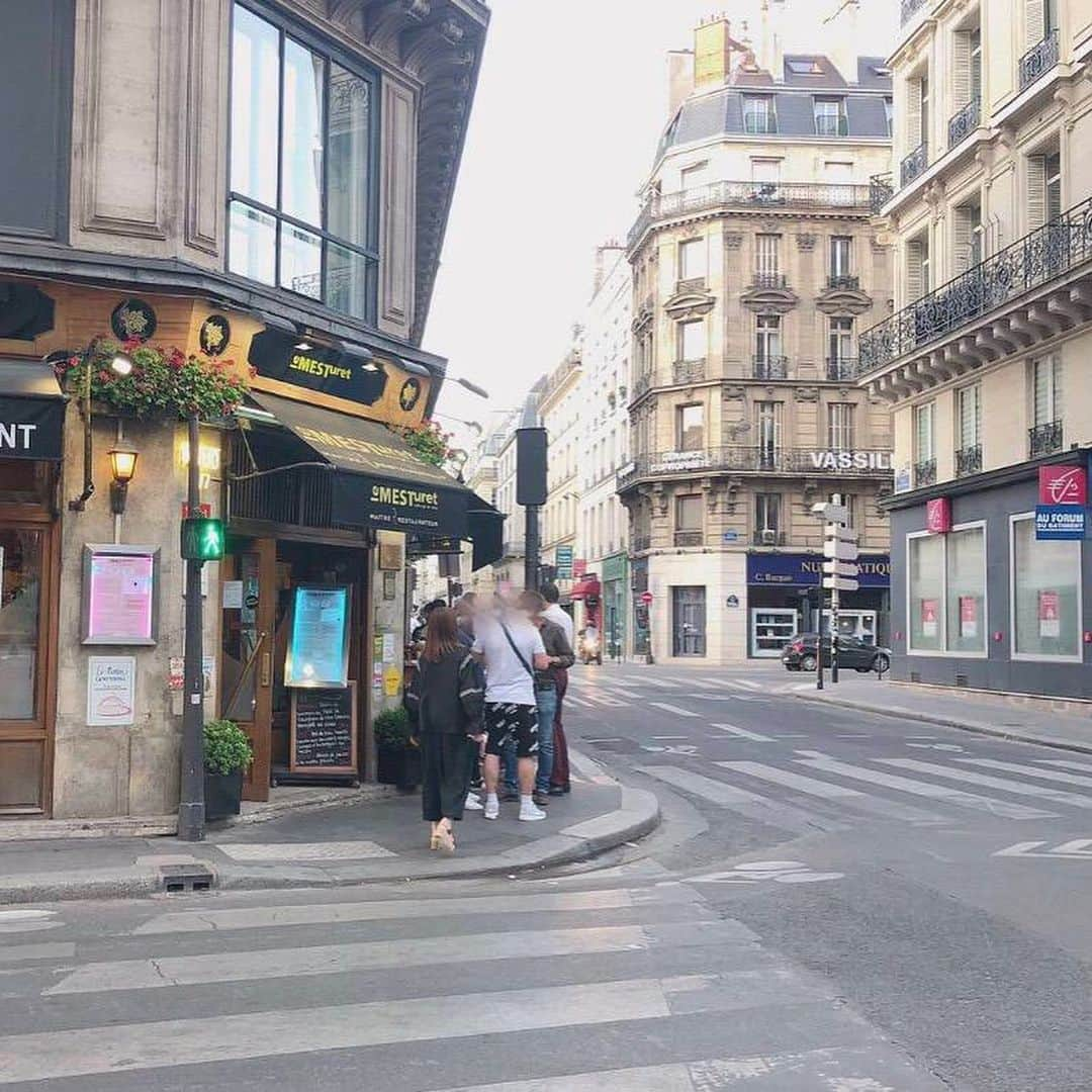 松村沙友理さんのインスタグラム写真 - (松村沙友理Instagram)「paris  #私はどこ #夜ご飯の時間」7月16日 21時22分 - matsumura_sayuri_official