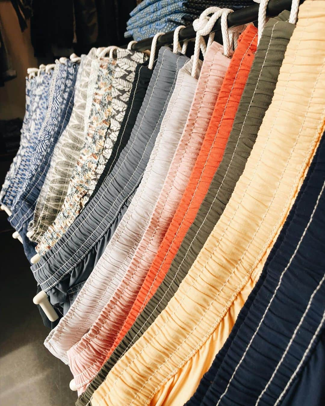 ハートフォードさんのインスタグラム写真 - (ハートフォードInstagram)「Summer is on!  What’s your favorite color? 💛🧡❤️ . . . . . #Hartford #summer #ss19#frenchbrand #frenchtouch #altermativeclassics #fashion #swimwear #fashionbrand」7月16日 21時42分 - hartford