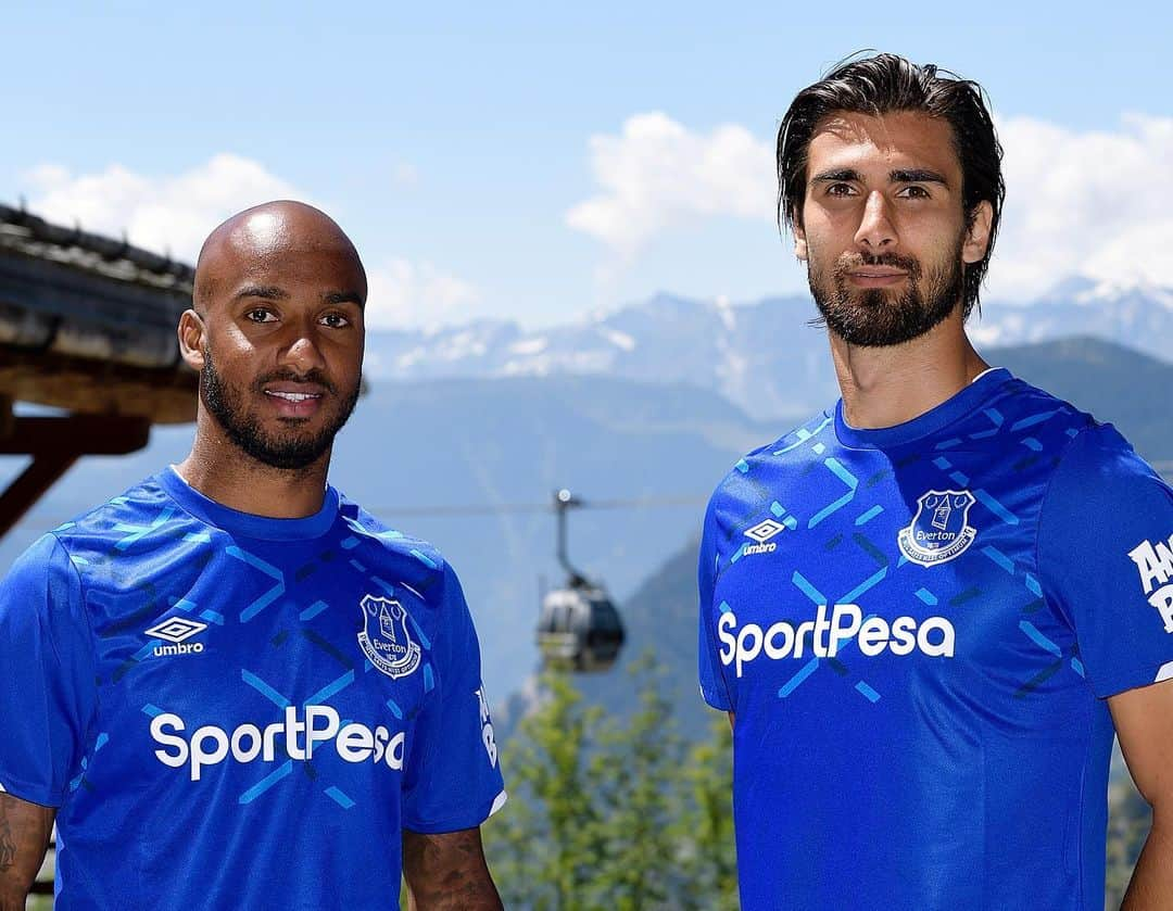 エヴァートンFCさんのインスタグラム写真 - (エヴァートンFCInstagram)「🆕 signings, 🆕 numbers! 🔵 • • • #everton #efc #coyb #blues #toffees #gomes #andregomes #AG21 #delph #fabiandelph #squad #numbers #premierleague #pl」7月16日 22時04分 - everton