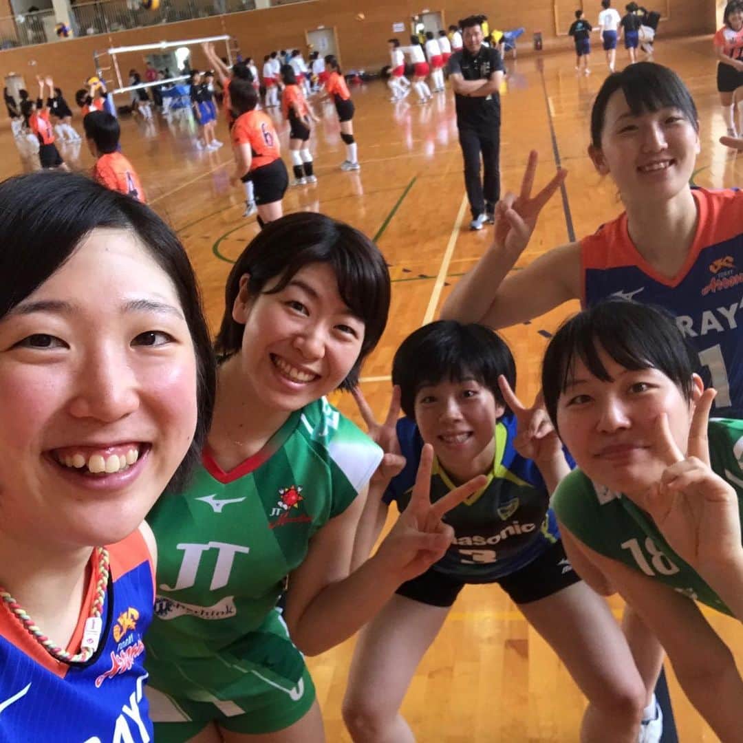 中島未来さんのインスタグラム写真 - (中島未来Instagram)「ほんとに感謝しかありません。 凄い先輩方や先生方にお会いでき、お話もしてもらい、今の自分があるのも本当にたくさんの方の支えや応援や気持ちがあるということを忘れずに🙂 だいすきなバレーボール頑張る🏐💕 すごく楽しかったです‼️」7月16日 23時12分 - miku_nakashima03