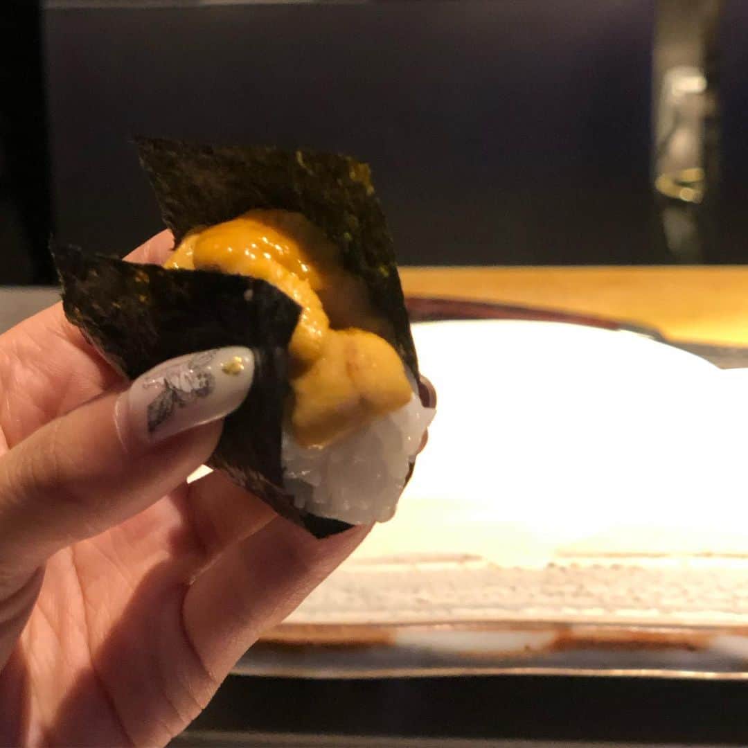 紀卜心さんのインスタグラム写真 - (紀卜心Instagram)「海膽蛋糕🎂享受的一餐」7月16日 23時22分 - eatzzz7