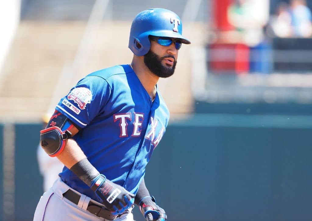 ノマー・マザラのインスタグラム：「Pedal to the metal all gas no breaks. Hello 👋🏽 second half! #togetherwe #Rangers」