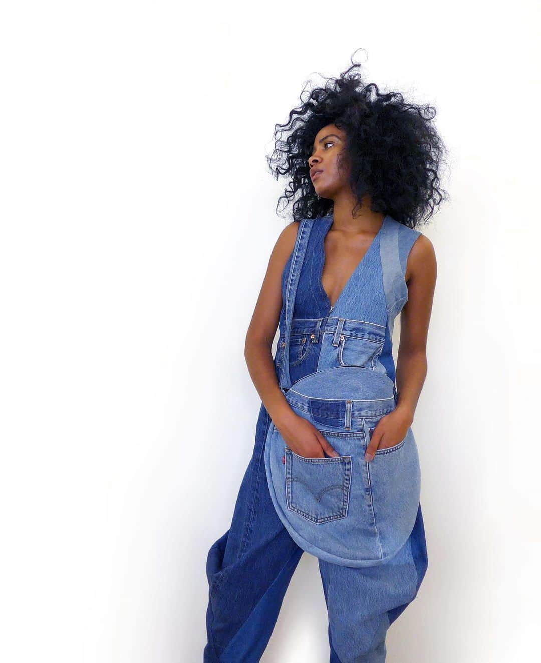 スリーアズフォーのインスタグラム：「Our rePURPOSE Circle denim Tote Bag is now available Exclusive on our shop! Limited edition!!! The purpose is RePURPOSE!!! Featuring @jazsalyn」