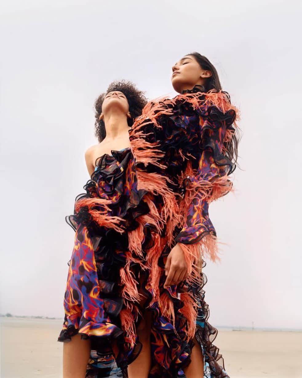 メアリーカトランズさんのインスタグラム写真 - (メアリーカトランズInstagram)「Our AW19 Flame dress featured in @vogueitalia  Publication: Vogue Italia Issue: July 2019 Story: Fall of Tide Stylist: Siobhan Witter @siobhanindigo  Photographer:  Ulrike Rindermann @ulrikerindermann  #marykatrantzou #vogueitalia #aw19」7月13日 3時40分 - marykatrantzou