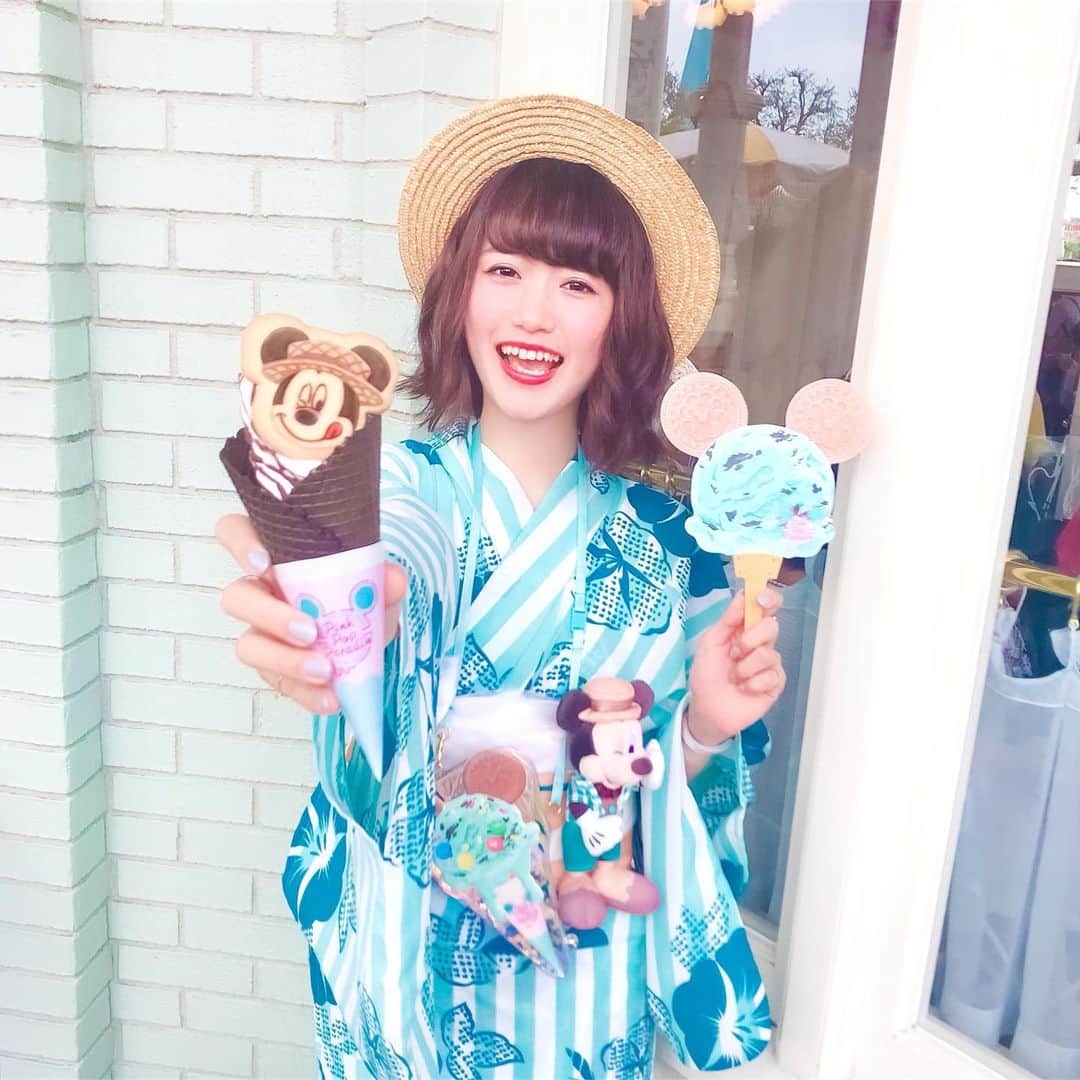 Kanaさんのインスタグラム写真 - (KanaInstagram)「ㅤ ㅤ はい どすこーい！！！😤🤚🏻🍦 ㅤ ㅤ ㅤㅤ って感じ🤫💭 可愛くキメようとしたんだけどね まぁ無理だよね🤷🏻‍♀️ ㅤ ㅤ ㅤ ㅤㅤㅤㅤ ㅤㅤㅤㅤㅤㅤㅤㅤ ㅤ ㅤ #kana_disney #kana_disneybound ㅤ ㅤㅤ #東京ディズニーランド #ディズニーランド #東京ディズニーリゾート #アイスクリームコーン #ミッキーアイス #ピンクポップパラダイス #ミキミニ #浴衣 #浴衣コーデ #双子コーデ #七夕days #ディズニー七夕days #七夕デイズ #梨花和服 #浅草浴衣レンタル #浅草 #浴衣レンタル浅草 #浴衣レンタル #浴衣女子 #浴衣ディズニー #tokyodisneyland #tdl #disneyland #tokyodisneyresort #tdr #icecreamcones #pinkpopparadise」7月12日 19時02分 - kalnnas2