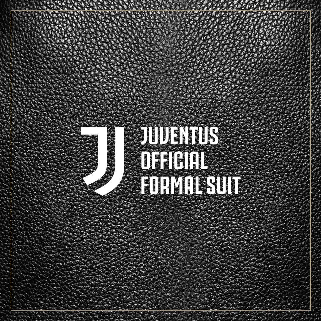 トラサルディさんのインスタグラム写真 - (トラサルディInstagram)「Tradition and Innovation, two words that perfectly describe the partnership between Trussardi and @Juventus. - Trussardi is Juventus team’s Official Formal Suit supplier - #Trussardi #Juventus #Trussardi4Juve」7月12日 19時40分 - trussardi